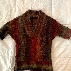 Short sleeve hand knit limited sweater XS